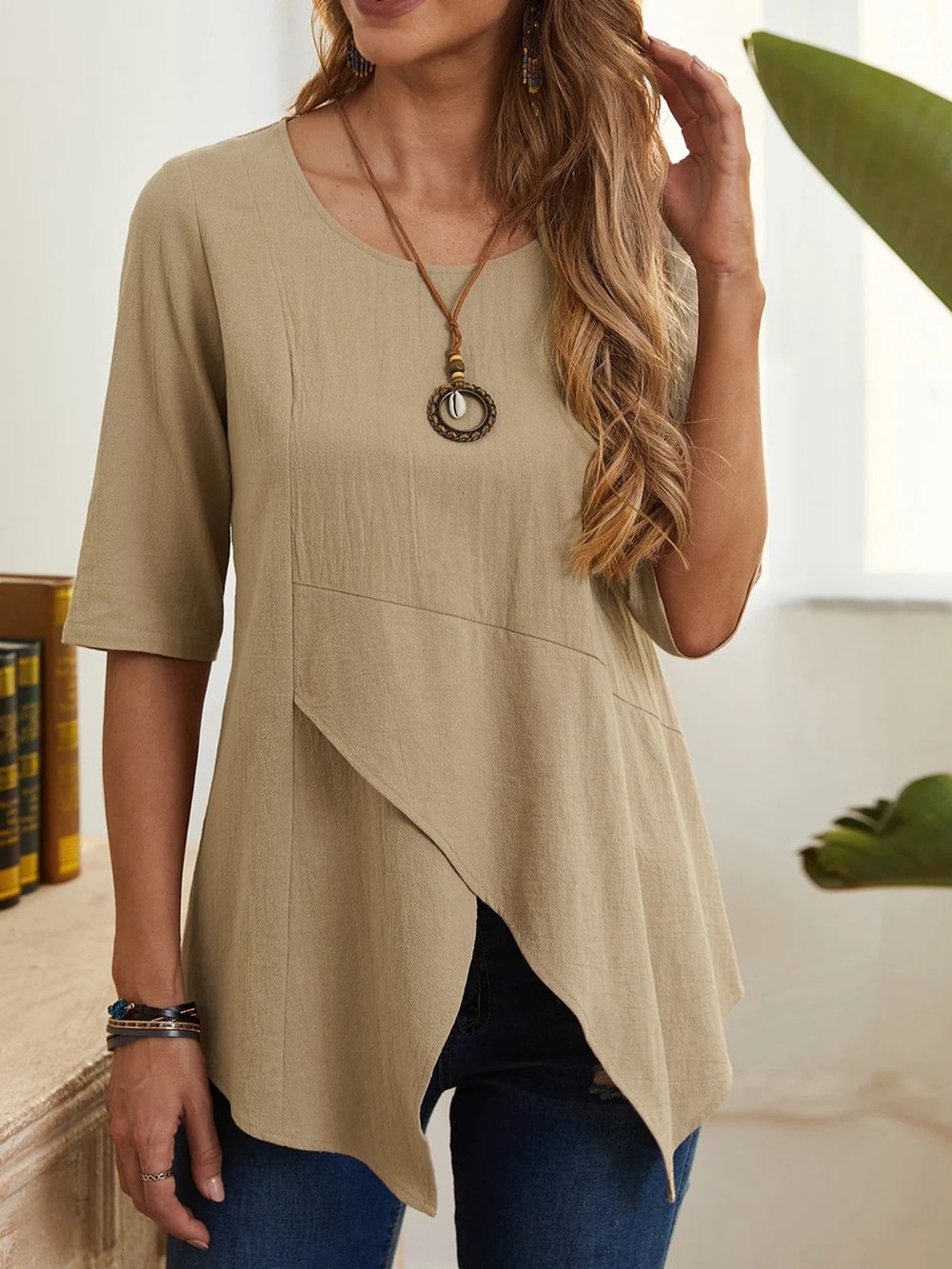Demetria™ | Camiseta ajustada de algodón y lino para mujer con cuello redondo