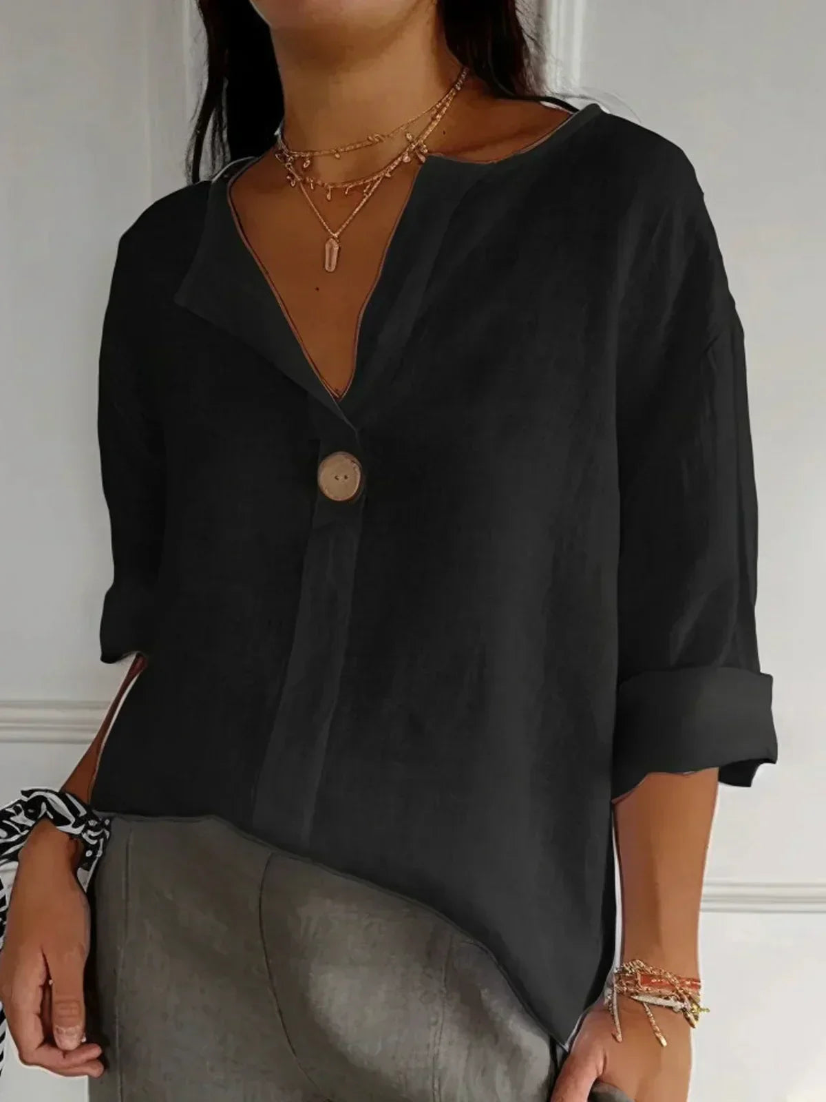 Franchesca™ | Blusa Informal Cuello V