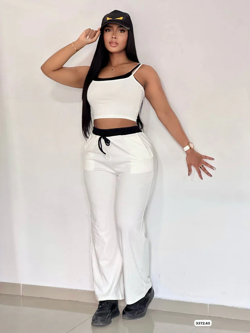Lola™ | CONJUNTO RIB BLUSA TIRAS CON BLANCO