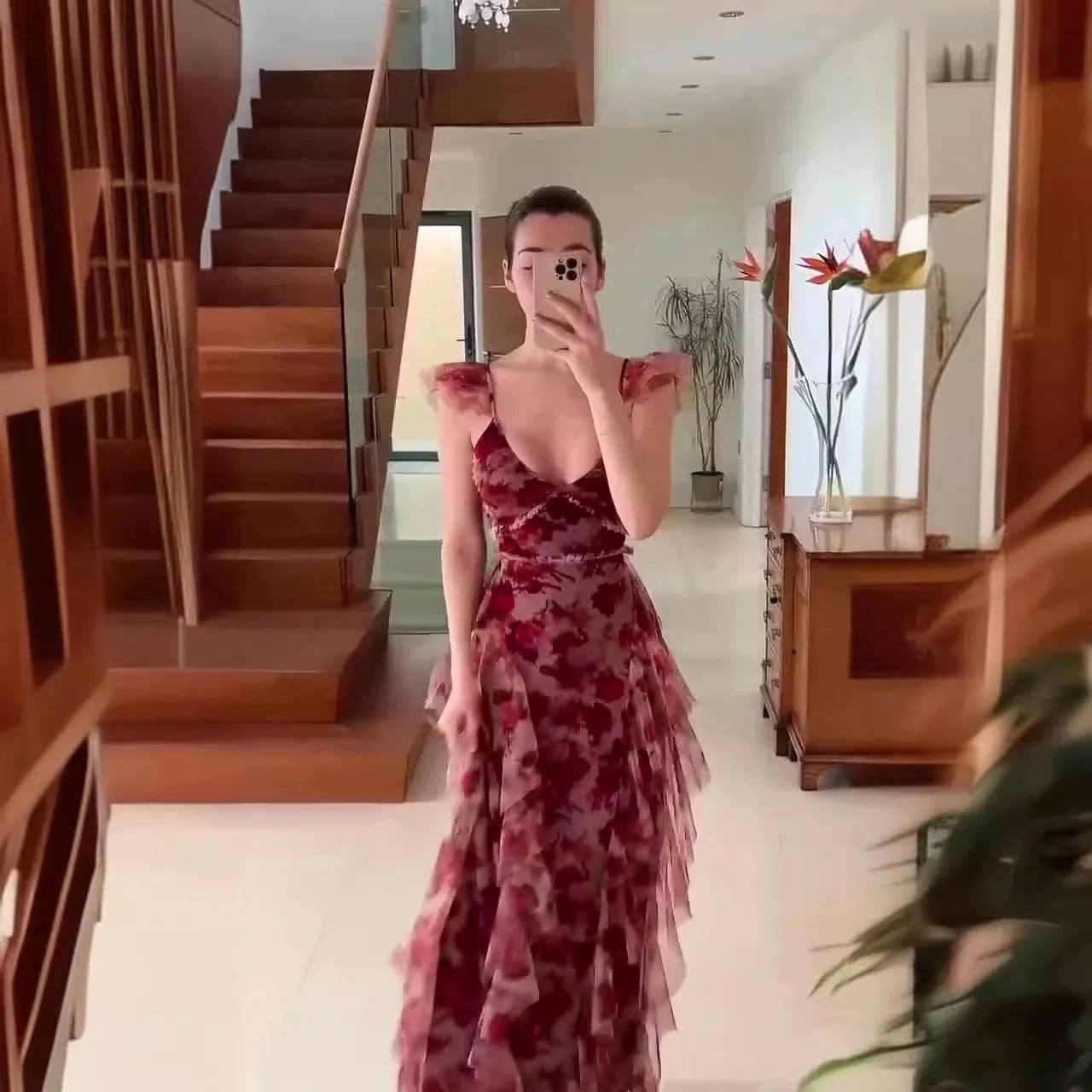 Gerard™ | Vestido Con Volantes y Detalles Florales